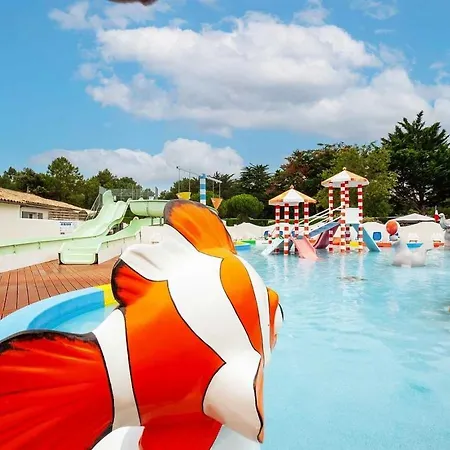 Kemping 4 Etoiles - Parc Aquatique - Eeibci Le Bois-Plage-en-Ré