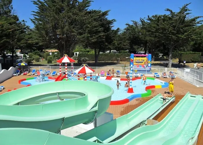 Κάμπινγκ 4 Etoiles - Parc Aquatique - Eeibci *