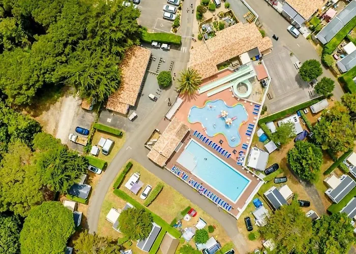 4 Etoiles - Parc Aquatique - Eeibci Κάμπινγκ