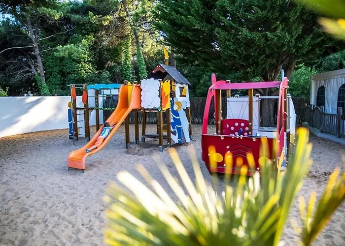 Κάμπινγκ 4 Etoiles - Parc Aquatique - Eeibci